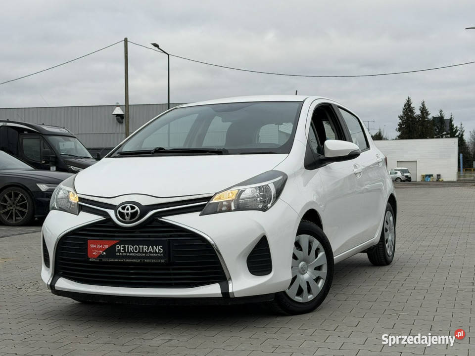 Toyota Yaris 10 70 Klimatyzacja Duże Radio benzyna warmińsko-mazurskie
