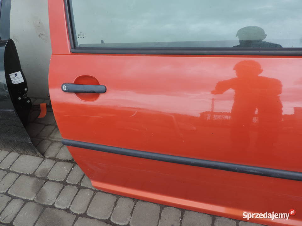 VOLKSWAGEN GOLF 4 IV 3D DRZWI PRAWY PRZÓD małopolskie Nowy Sącz