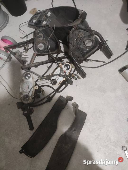 Honda X8R Części podkarpackie Radymno sprzedam