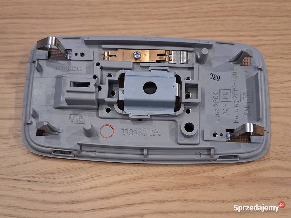 Lexus RX II oświetlenie kabiny lampka RX 400h Toruń
