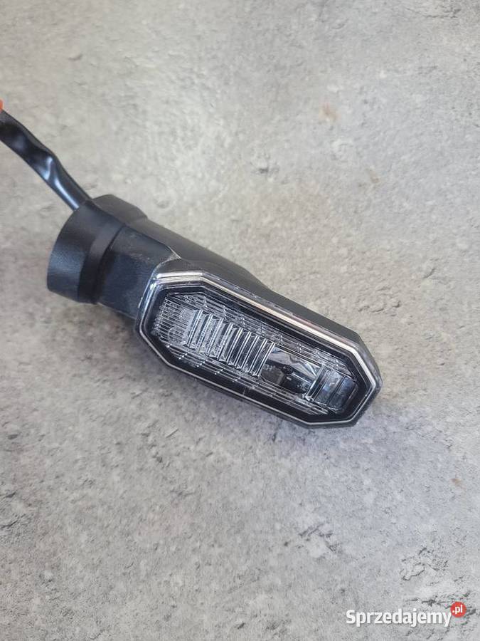 Suzuki GSX 8 R GSX8R oem kierunkowskaz Kierunkowskazy Nowy Tomyśl