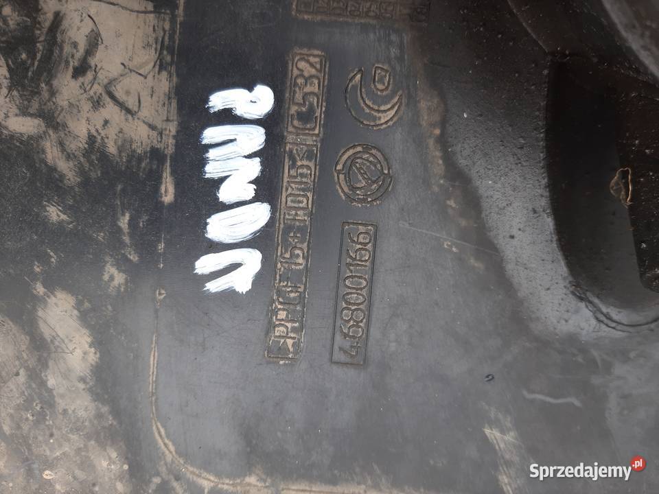 Fiat Panda II 2 11 12 obudowa filtra powietrza osobowe Obudowy filtrów