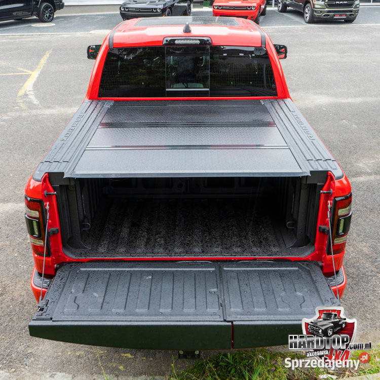 Pokrywa DODGE RAM 1500 pokrywa skrzyni Pasłęk