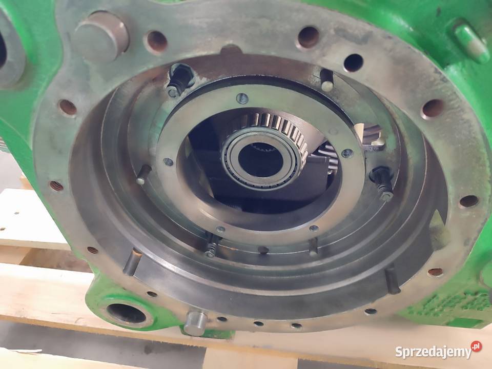 Dyferencjał tył LOTFG27499131 JOHN DEERE 6430