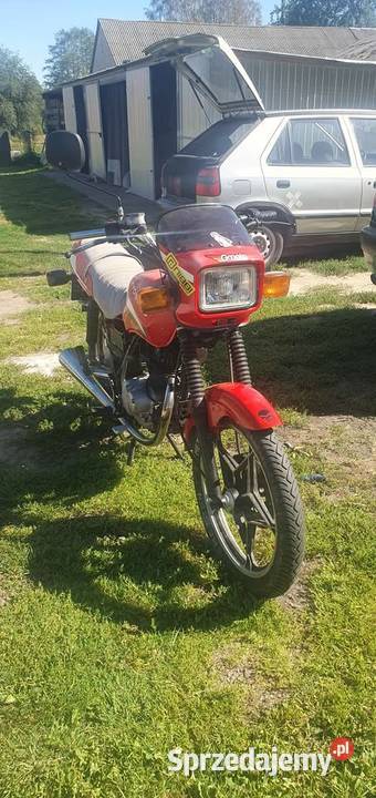Motocykl Hyosung GS 125