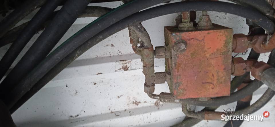 Rozdzielacz z wężami i siłowniki do wycinarki mazowieckie Gostynin