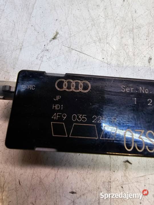 WZMACNIACZ ANTENOWY AUDI A3 A4 A6 4F9035225R Przystajń