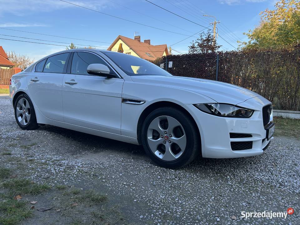 Jaguar XE 2018 benzyna 250 nowy radio mazowieckie Borzęcin Duży