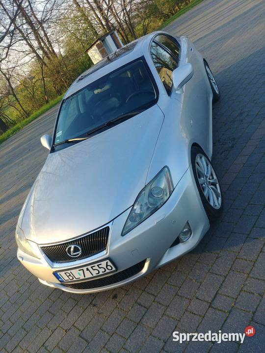 Lexus is 220 bogate wyposazenie super stan garażowany Obsza
