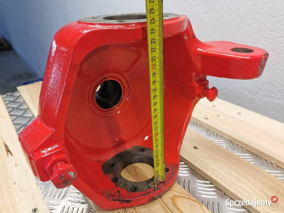 Zwrotnica prawy przód Manitou MLT 728 ClarkHurth