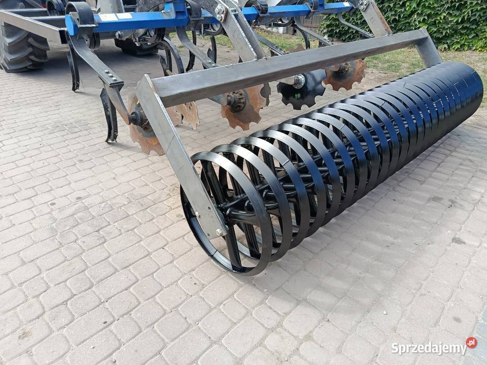 Nowy wał daszkowy kątownikowy 3m 600mm do Inowrocław