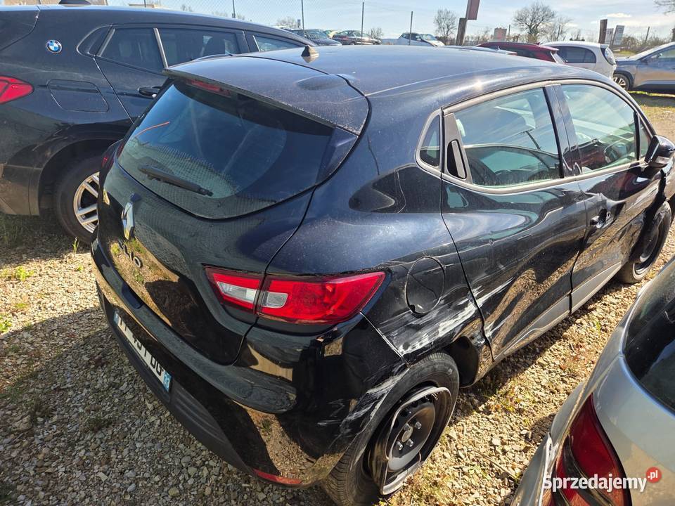 RENAULT Clio IV 09 TCe 75 Trend FF451 900cm3 świętokrzyskie Kielce