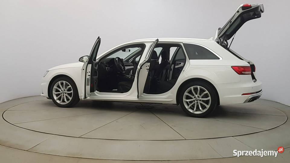 Audi A4 35 TFSI S tronic Z Polskiego Salonu światła do jazdy dziennej Warszawa