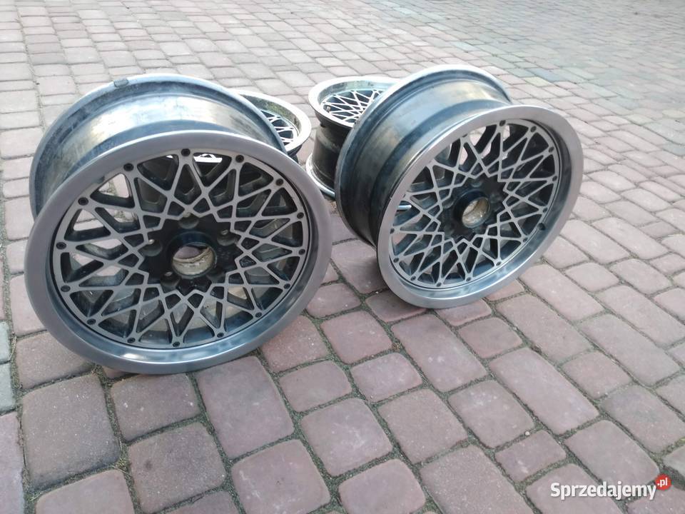 Alufelgi Mercedes W124 190 spoiler Głowno