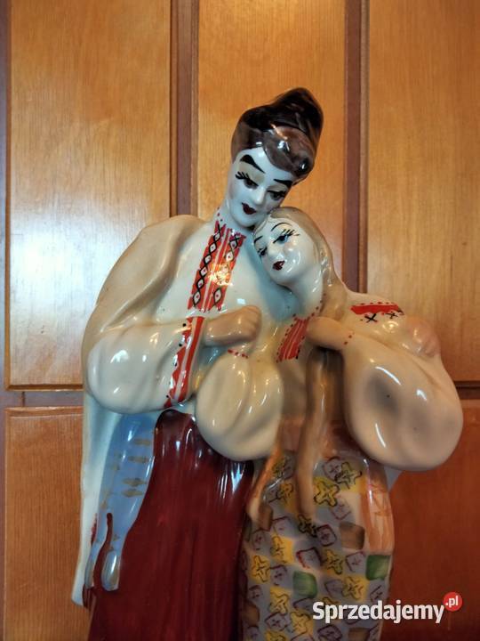 Porcelana duża figura Połonne Wołyń idealny stan Porcelana i szkło wielkopolskie Gniezno sprzedam