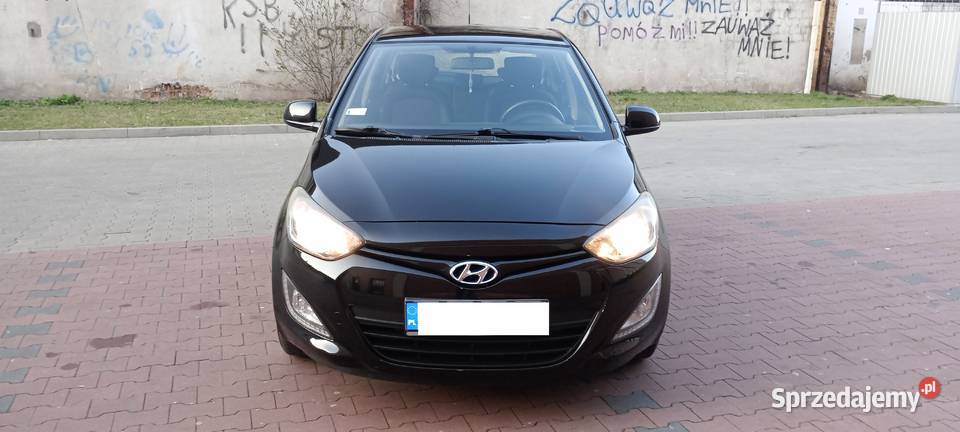 Hyundai i20 12 16v benzyna 2013 Ładny Radomsko sprzedam