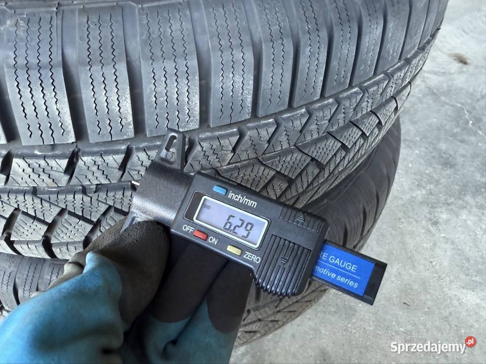 Opony zimowe Continental 2356517 SUV 2024r Fałków