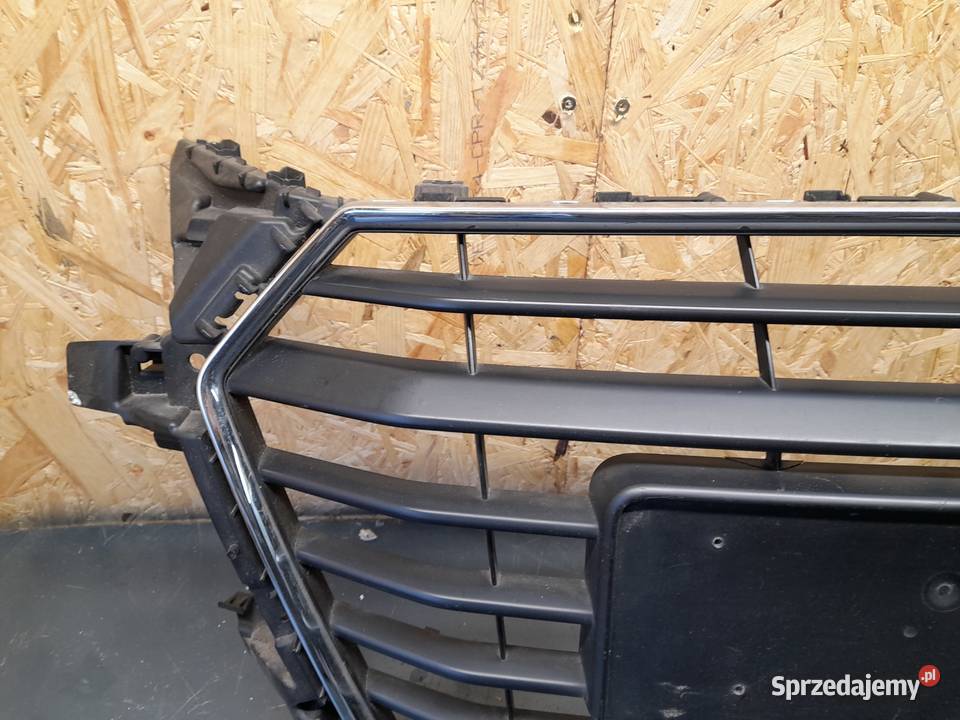 AUDI TT TTS S LINE ATRAPA GRILL 8S0853651 Goleniów