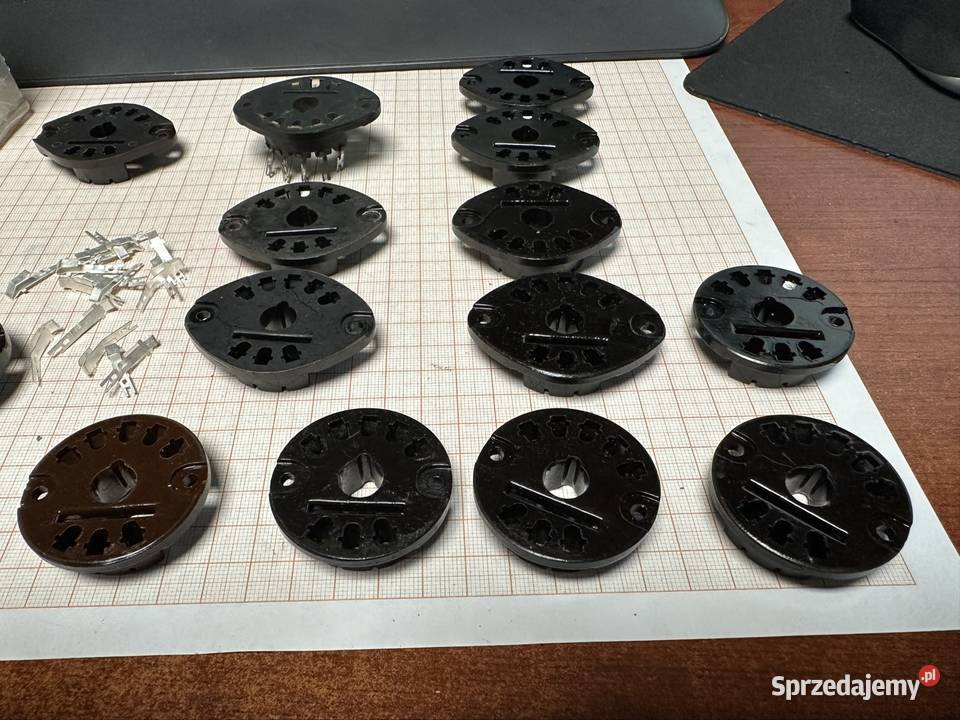 Podstawki lampy EF11EL155AZ12EF14i inne Y8A 21 Czechowice-Dziedzice