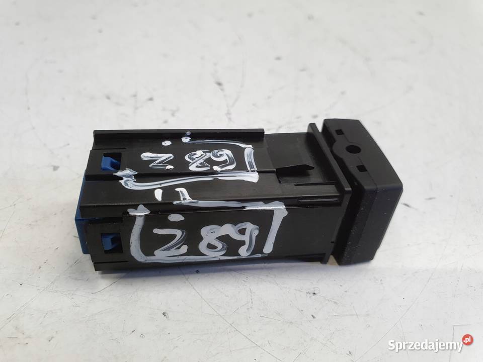 Toyota Corolla E21 PRZYCISK GRZANIA FOTELA Rudka