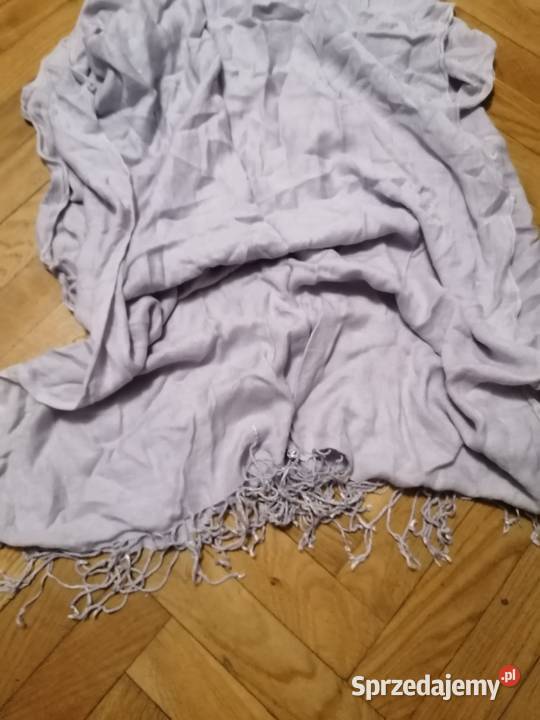 Chusty kolorowe używane