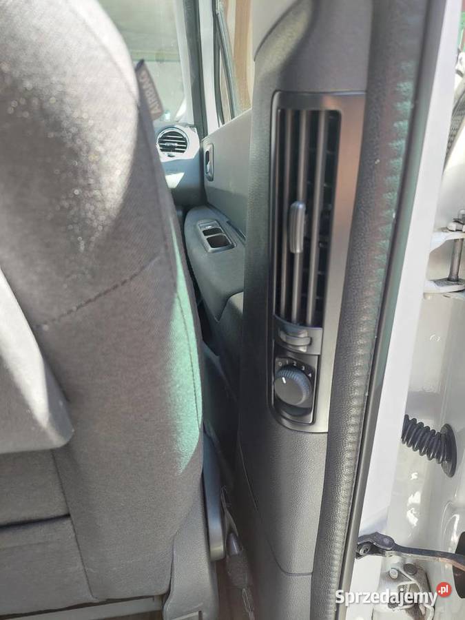 Sprzedam Peugeot 5008 16 BluHdi 140 aUTOMAT 7 nieuszkodzony