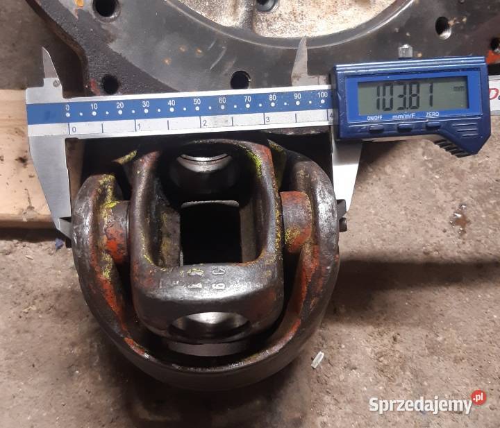 Zwolnica obudowa Kramer 312 SL przegub Pieniążkowice sprzedam