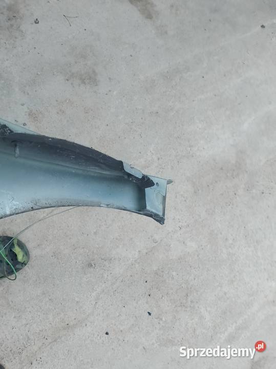 Prawy przedni błotnik peugeot 407 lakier ezwd