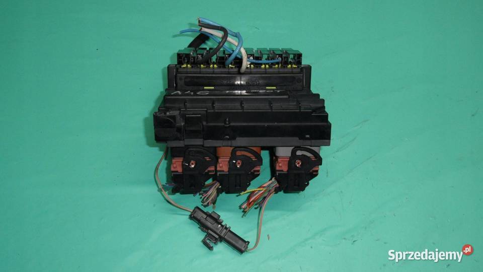 PEUGEOT 308 I 16 VTI 10r skrzynka moduł BSM osobowe