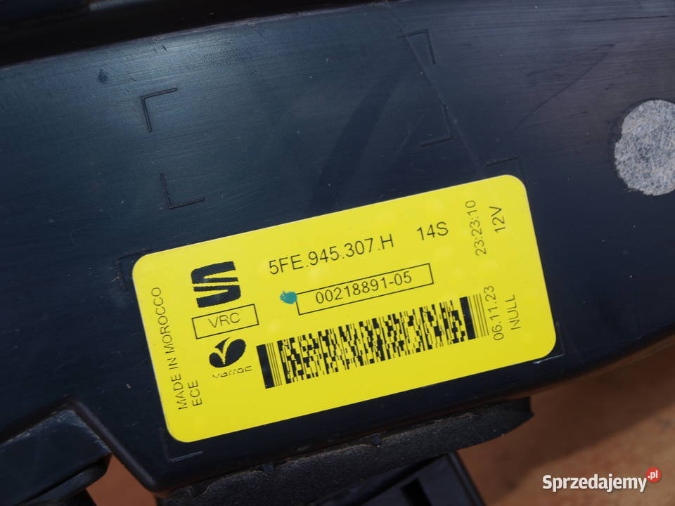 Seat Leon IV 4 blenda lampa światło stop Led środek Motoryzacja Kalisz