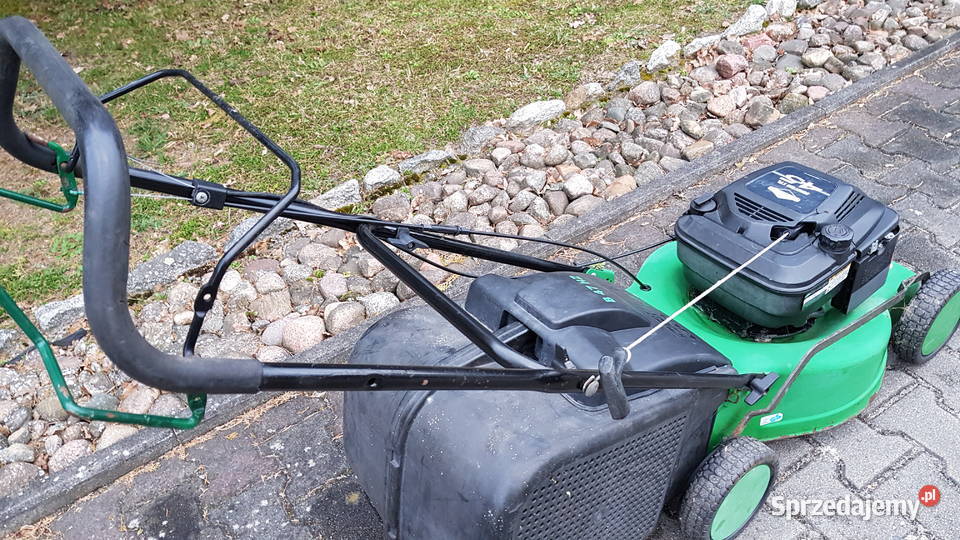 Kosiarka spalinowa z napędem BrigsStratton