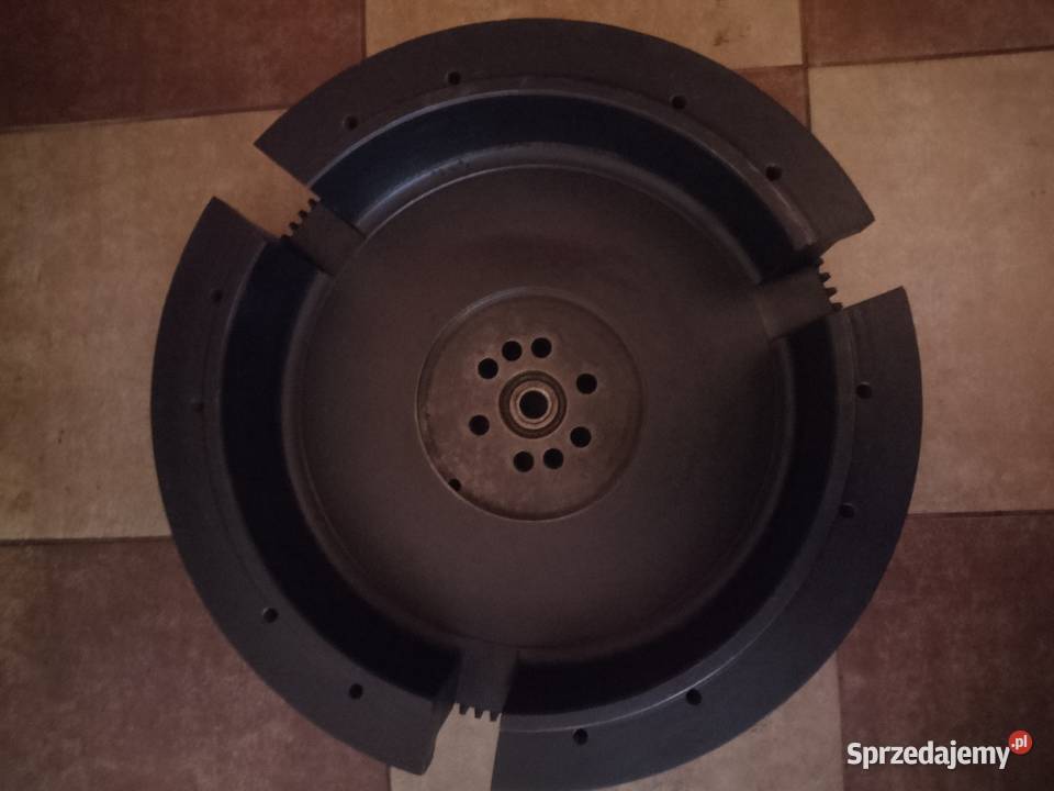 Koło zamachowe ursus C330 nowy typ Kroczyce