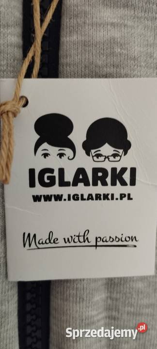 Bluza na zamek z kapturem i kieszeniami nowa