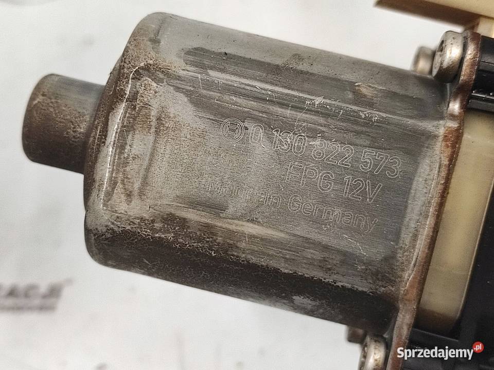 VOLKSWAGEN CADDY IV 22r podnośnik szyby lewy Mechanizmy opuszczania szyb Kielce