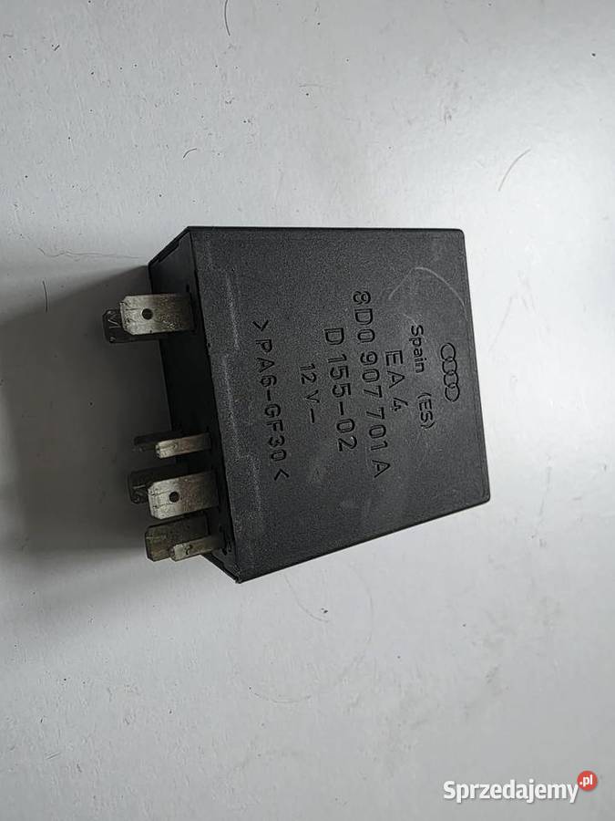 Przekaźnik wycieraczek Audi A8D2 397 8D0907701A Iława