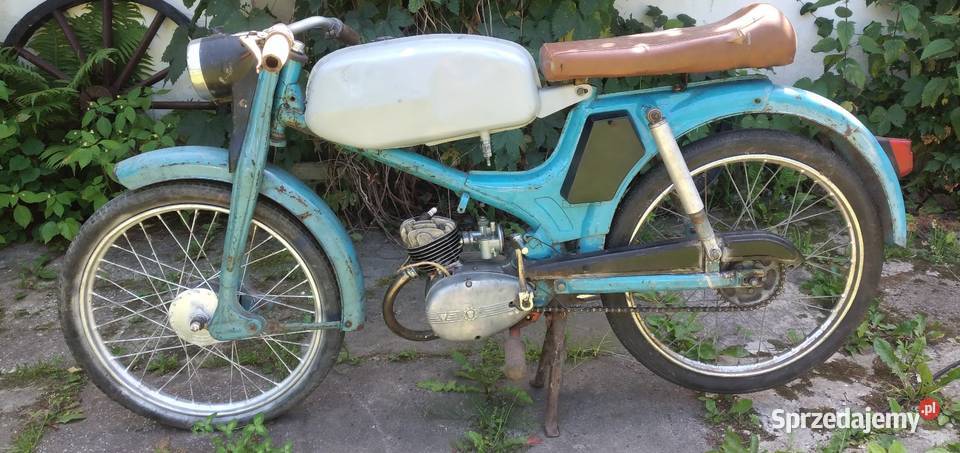 Komar sport 2361 z 1975r dwusuwowy Skarżysko-Kamienna
