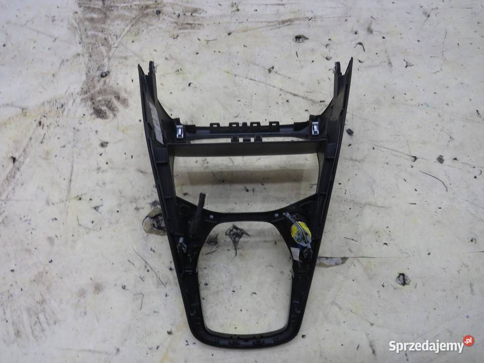 TUNEL RAMKA WYBIERAKA FORD FIESTA MK8 Motoryzacja