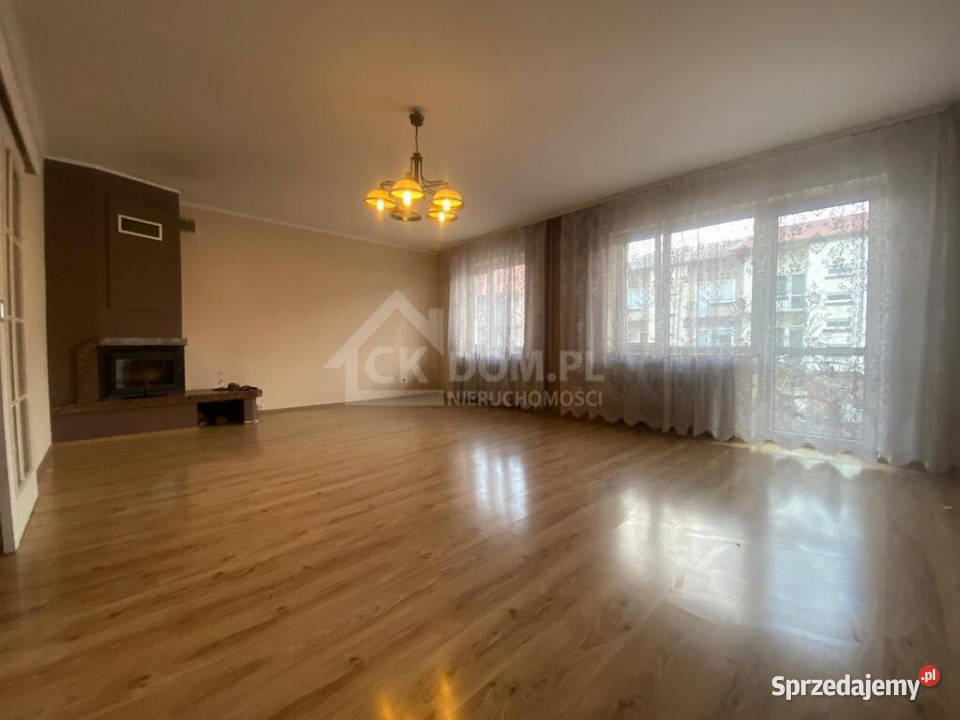 Kameralny bliźniak 260 m Idalin Radom 3 garaże