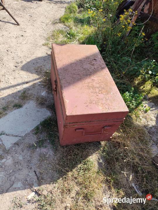 Stary kufer metalowy Rzeszów