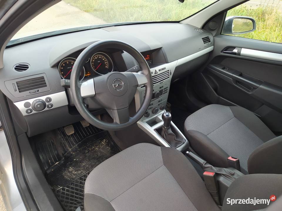 Opel Astra H Sedan 16 Benzyna 115KM śląskie Pilica