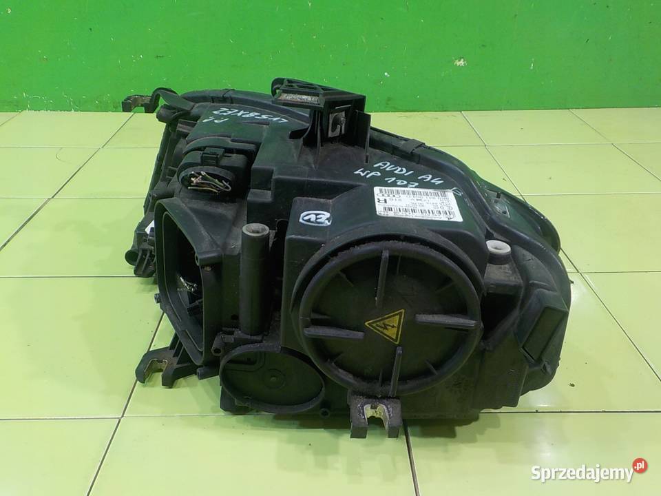 AUDI A4 B8 SLINE 18 TFSI 08r SEDAN XENON lampa mazowieckie Suków sprzedam