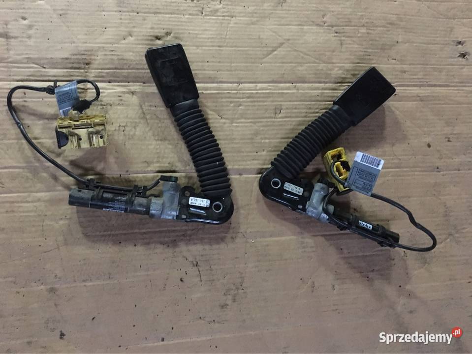 Napinacz pasa lewy prawy Bmw e46 8257787 8257788 osobowe Chojnice
