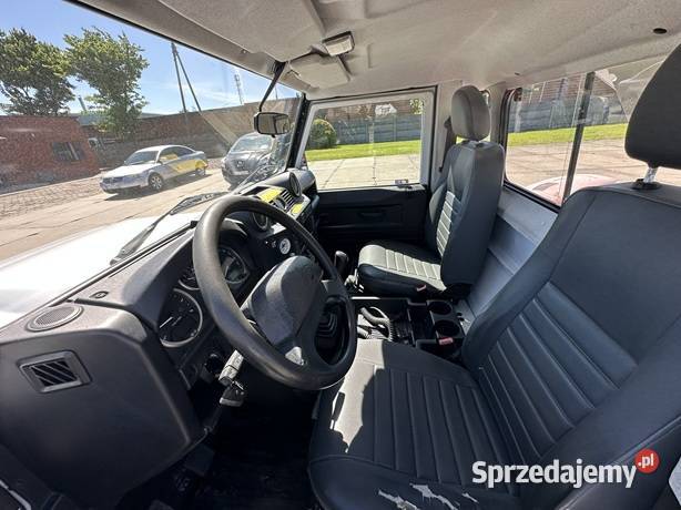 SAMOCHÓD SPECJALNYPODNOŚNIK KOSZOWY LAND ROVER Tuliszków