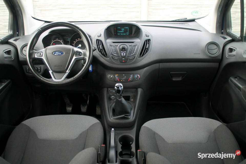 Ford Transit Courier 15 D 95 5 Osobowy KLIMA kurtyny powietrzne Zielenin