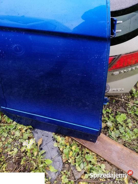 HONDA FRV FRV 2005 DRZWI PRAWY TYŁ B520P lubelskie Kozubszczyzna