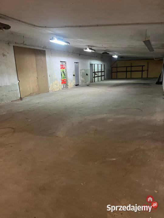 Do wynajęcia lokal Białystok 180m2 Ilość pomieszczeń 1 Wynajem sprzedam