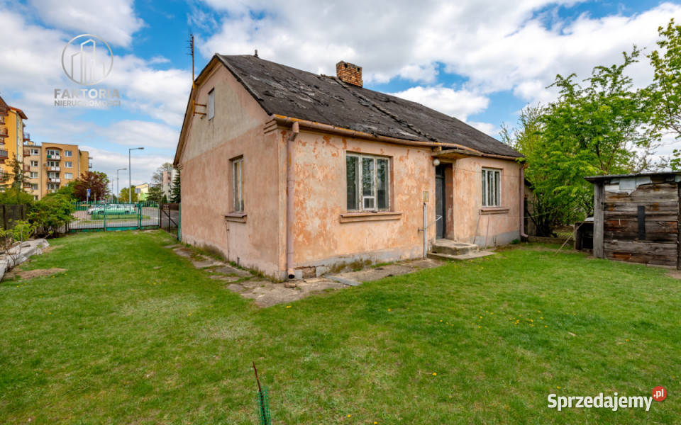 Dom wolnostojący 7738m2 Biała Podlaska Orzechowa Rok budowy 1976 sprzedam