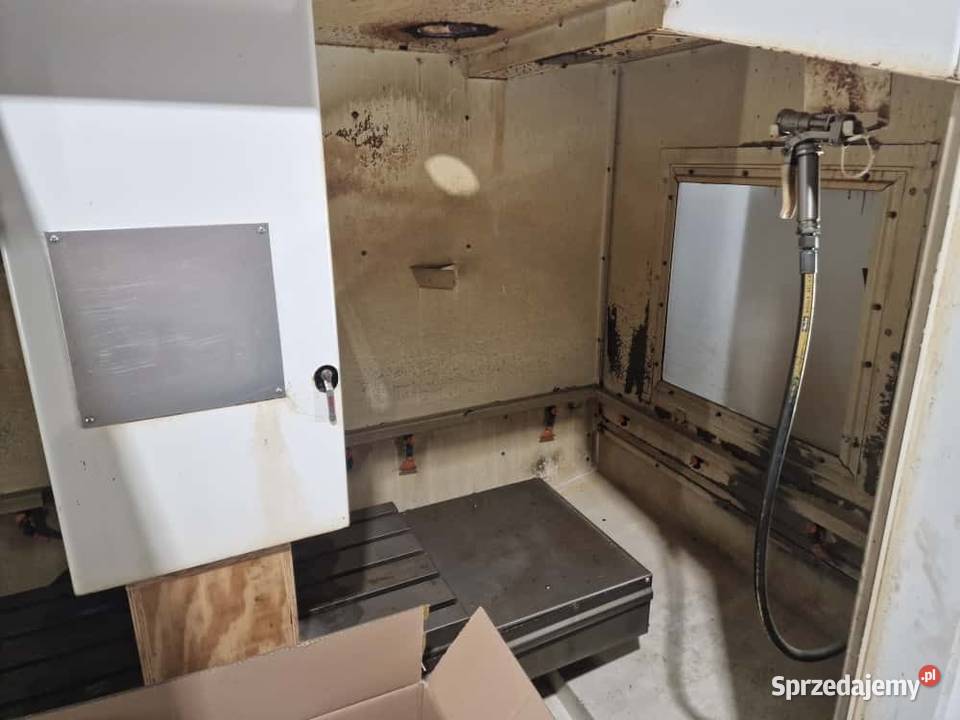 Cincinnati CFV800i 2011 Centrum obróbcze CNC śląskie Chybie