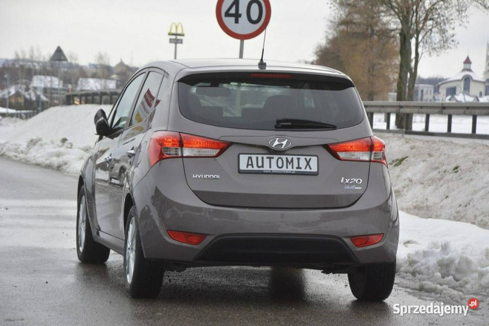 Hyundai ix20 14CRDI nawi kamera keyless go światła przeciwmgielne ix20 Sędziszów Małopolski