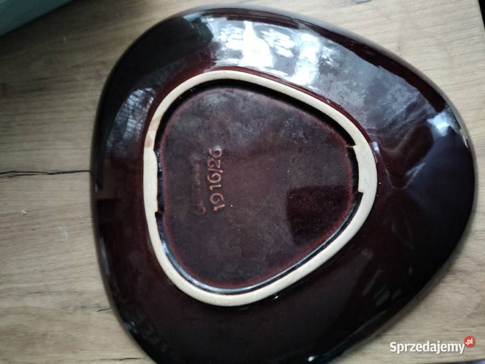 Duża ceramiczna patera trójkątna zachodniopomorskie